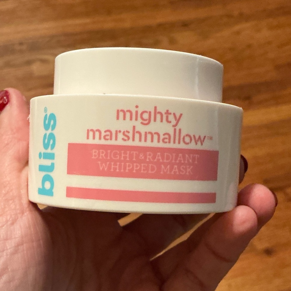 Bliss Mighty Marshmallow Bright & Radiant Whipped Mask